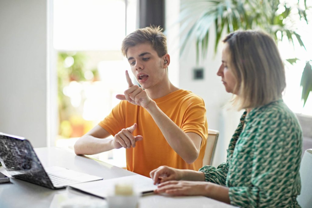 learning-how-to-use-technology